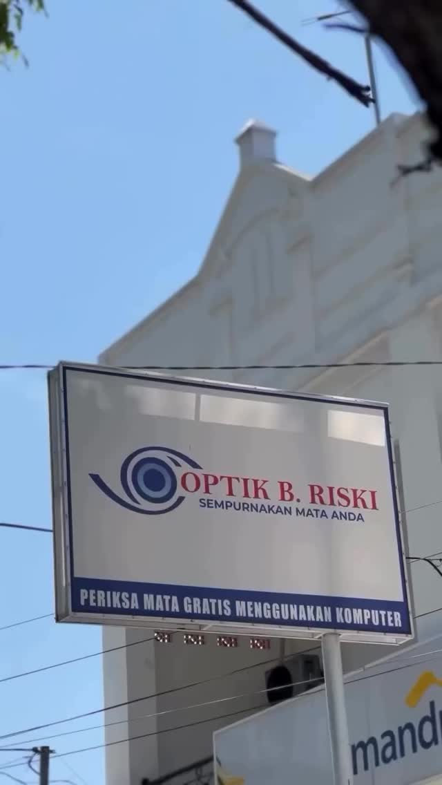 Optik B. Riski Muara Enim